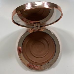 Charlotte Tilbury Beautiful Skin Cream Bronzer